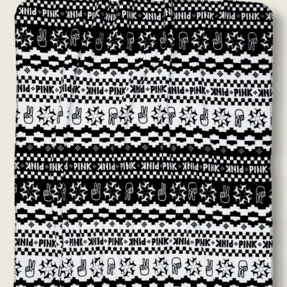 VS PINK Sherpa Blanket - Picture 1 of 2